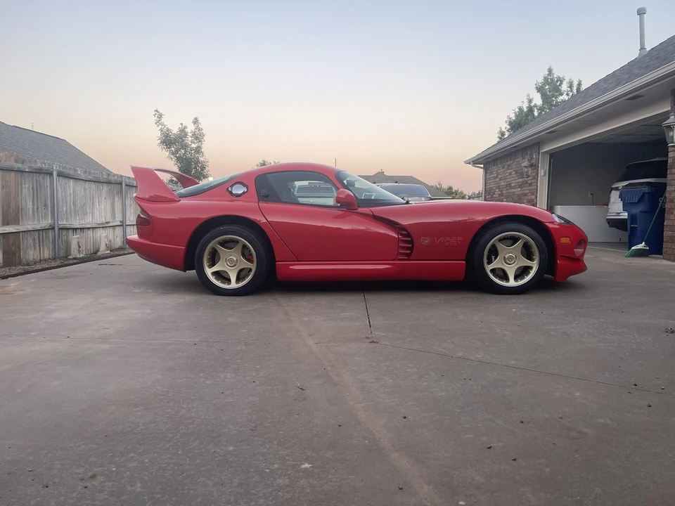 1997 Dodge Viper GTS 2nd Gen - Image 18 of 31