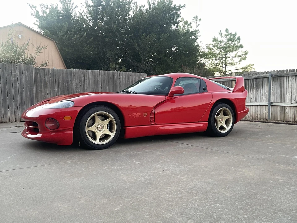 1997 Dodge Viper GTS 2nd Gen - Image 2 of 31