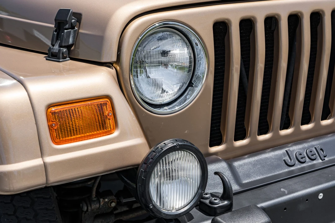 1999 Jeep TJ Wrangler - Image 21 of 31