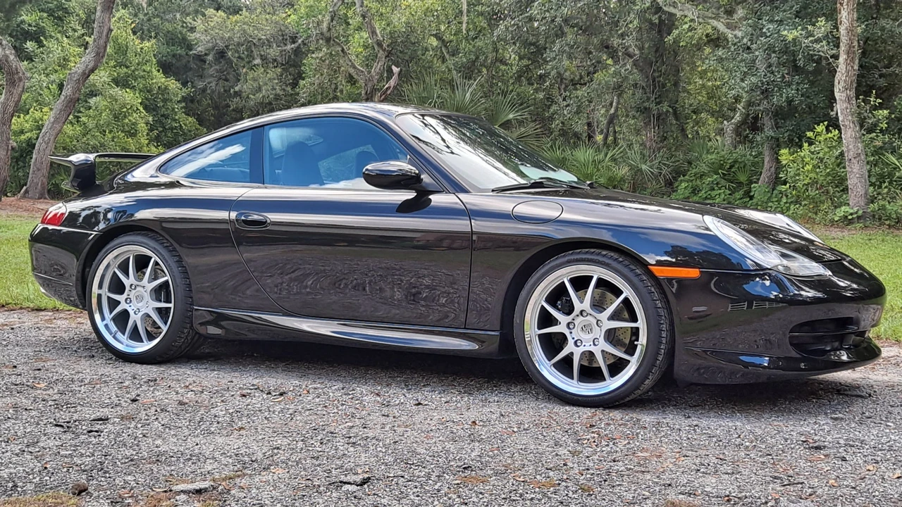 1999 Porsche 996 Carrera - Image 9 of 31