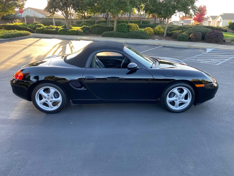 1999 Porsche 986 Boxster - Image 9 of 31