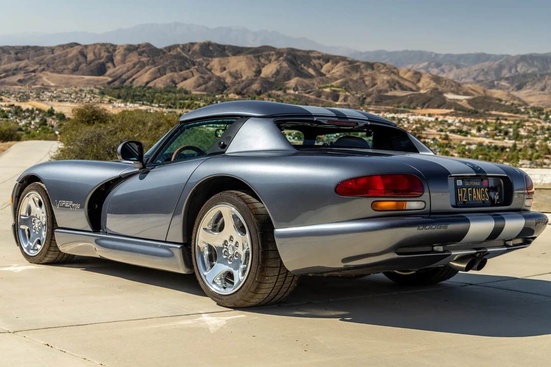 2000 Dodge Viper 2nd Gen - Image 15 of 31