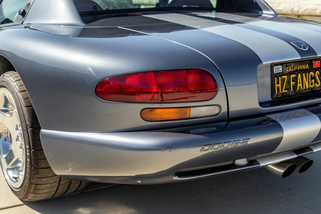 2000 Dodge Viper 2nd Gen - Image 27 of 31