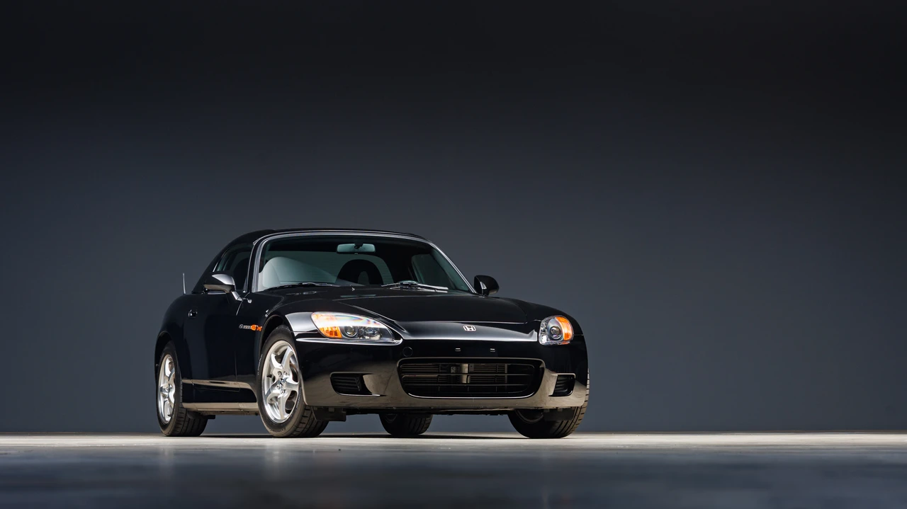 2000 Honda AP1 S2000 - Image 2 of 31