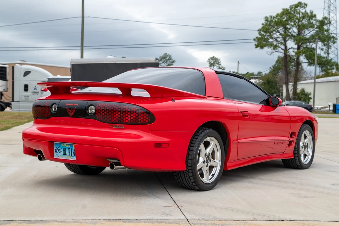 2000 Pontiac Firebird Trans Am 4th Gen - Image 11 of 31
