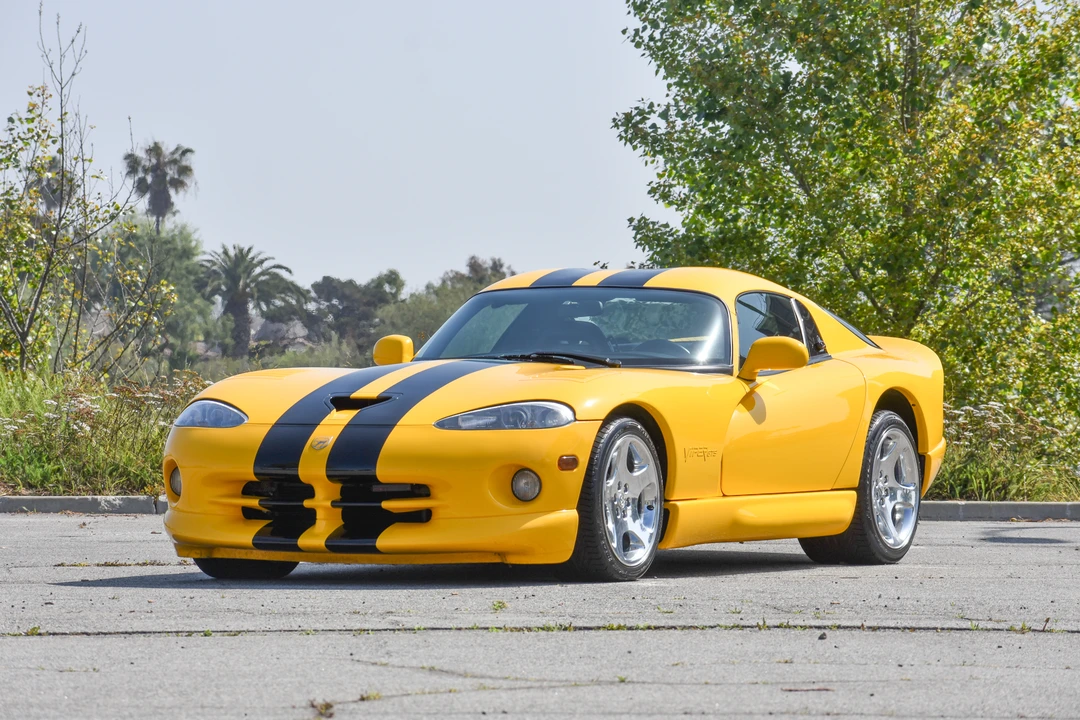 2001 Dodge Viper GTS 2nd Gen - Image 3 of 31