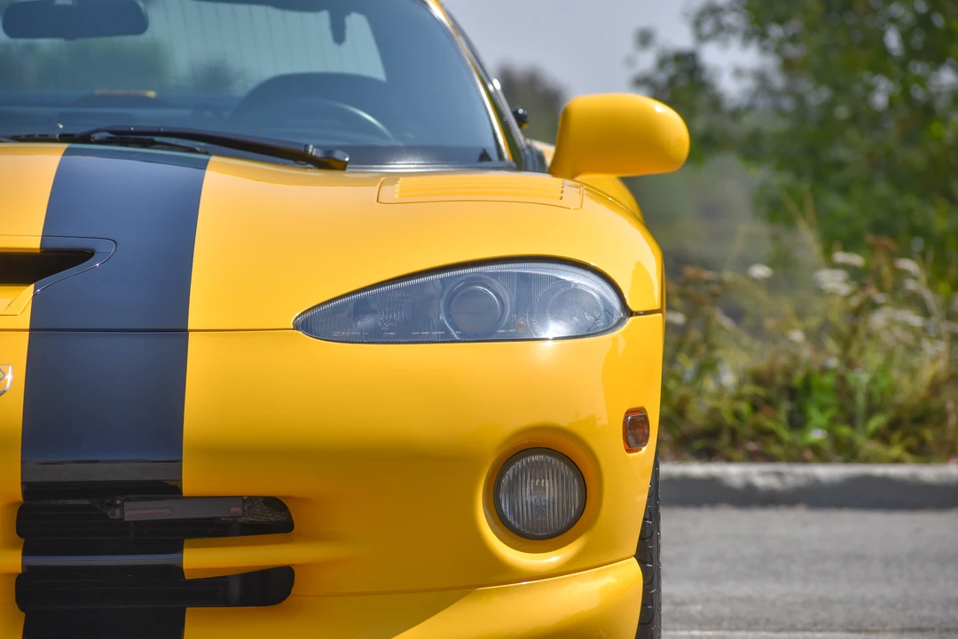 2001 Dodge Viper GTS 2nd Gen - Image 28 of 31