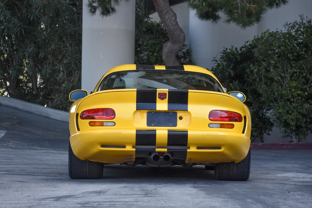 2001 Dodge Viper GTS 2nd Gen - Image 18 of 31
