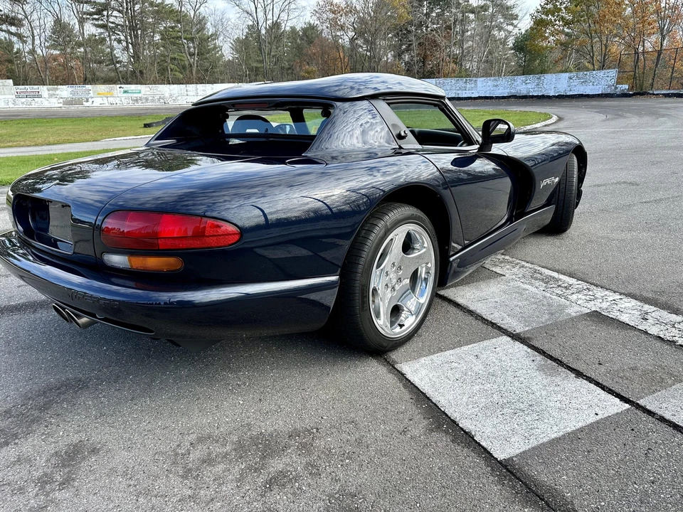2001 Dodge Viper 2nd Gen - Image 15 of 31