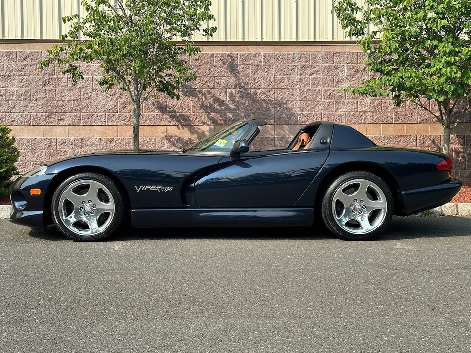 2001 Dodge Viper 2nd Gen - Image 13 of 31