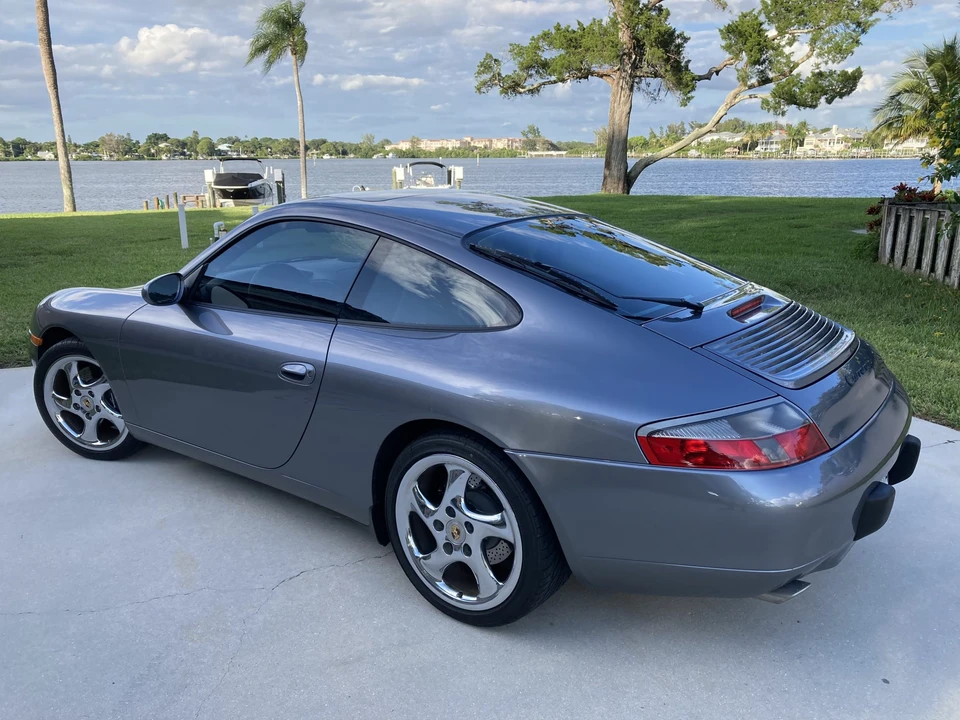 2001 Porsche 996 Carrera - Image 15 of 31