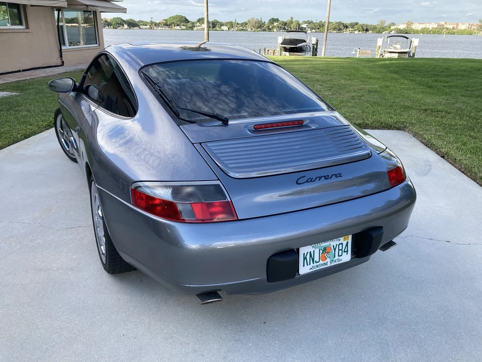 2001 Porsche 996 Carrera - Image 14 of 31