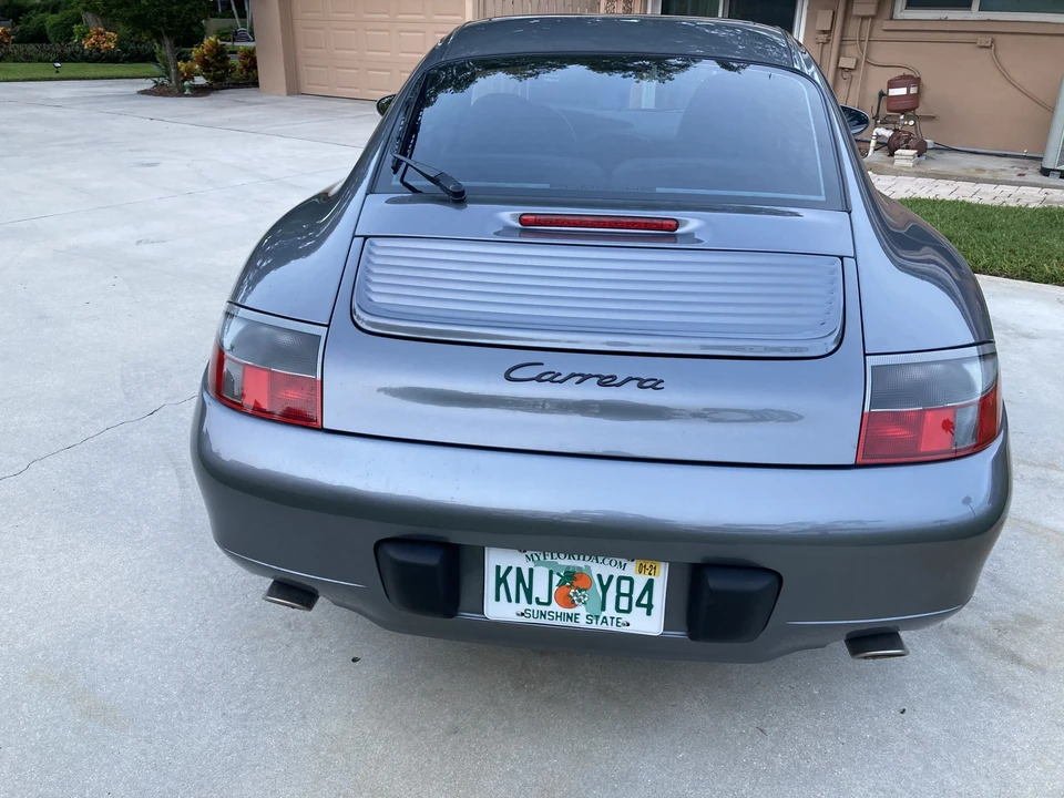 2001 Porsche 996 Carrera - Image 12 of 31