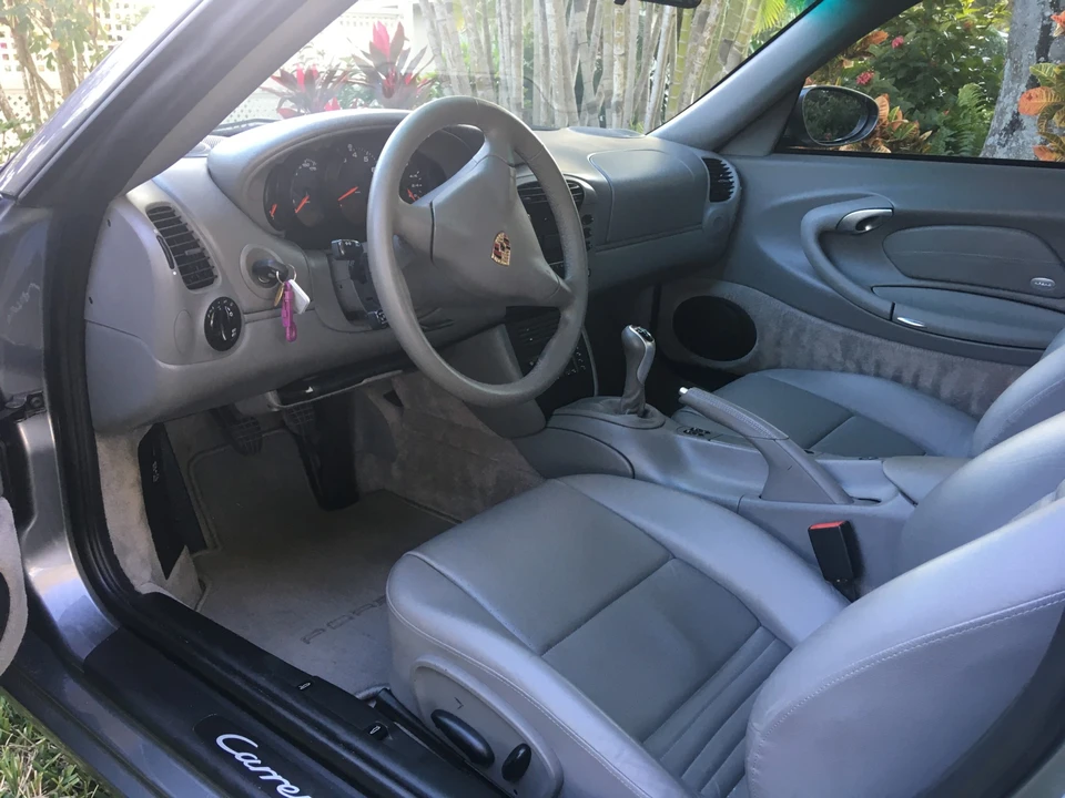 2001 Porsche 996 Carrera - Image 24 of 31