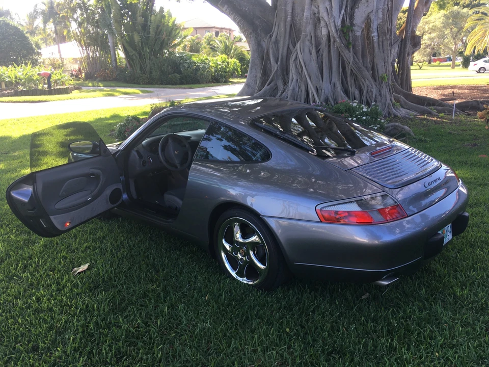 2001 Porsche 996 Carrera - Image 23 of 31