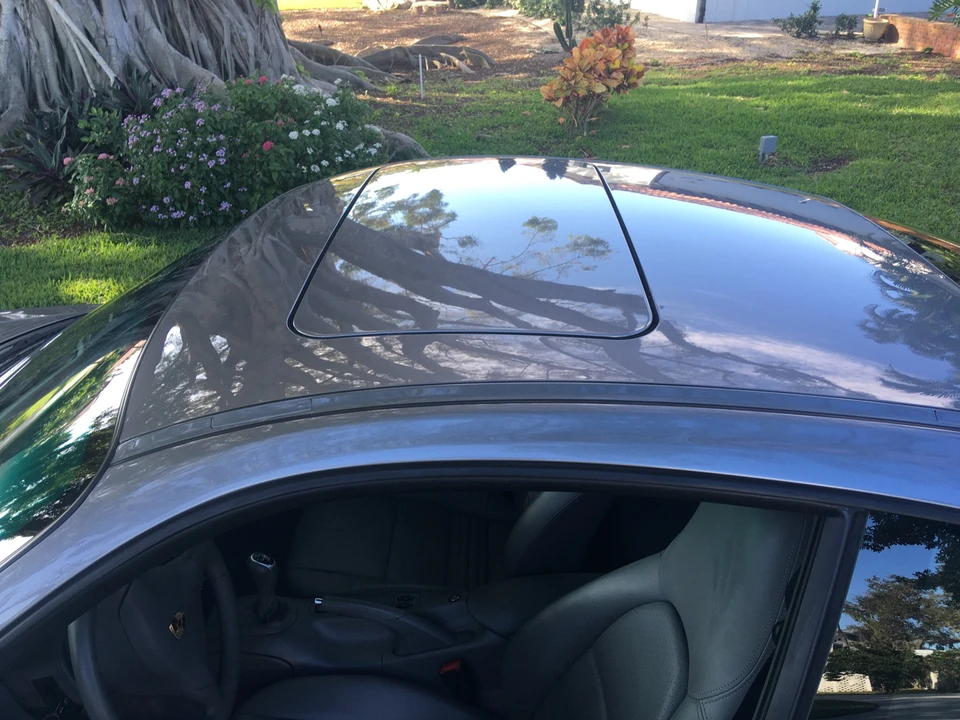 2001 Porsche 996 Carrera - Image 19 of 31