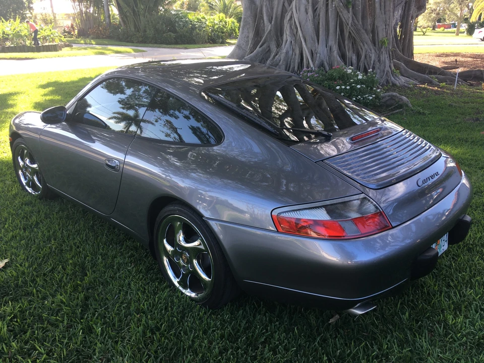 2001 Porsche 996 Carrera - Image 16 of 31