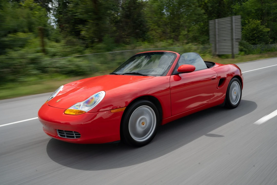 2001 Porsche 986 Boxster - Image 11 of 31