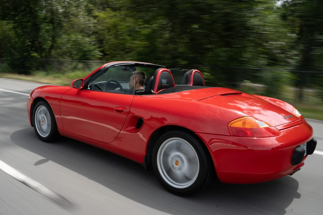 2001 Porsche 986 Boxster - Image 12 of 31