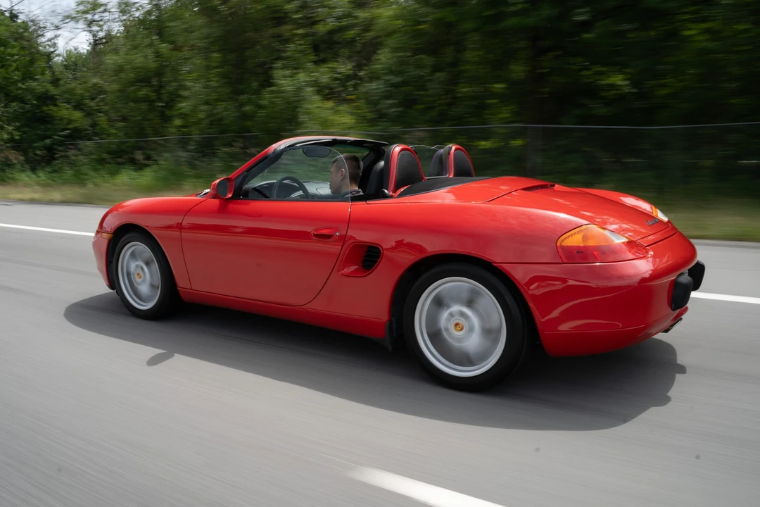 2001 Porsche 986 Boxster - Image 13 of 31