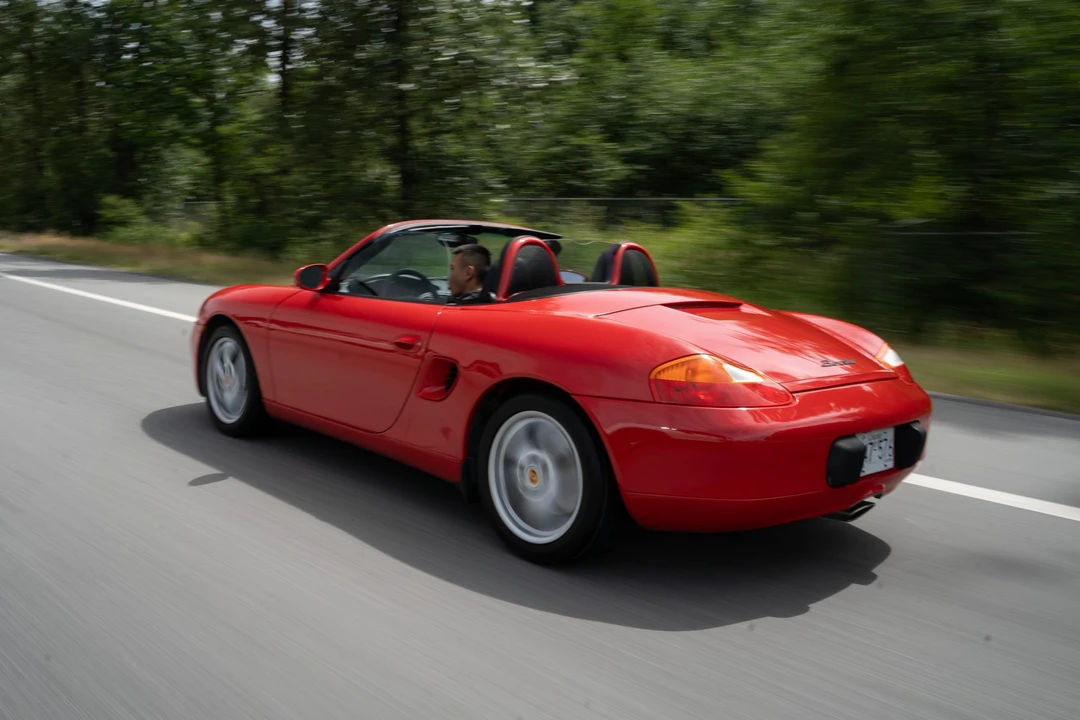 2001 Porsche 986 Boxster - Image 14 of 31