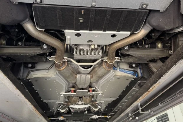 2002 BMW Z8 - Image 7 of 7