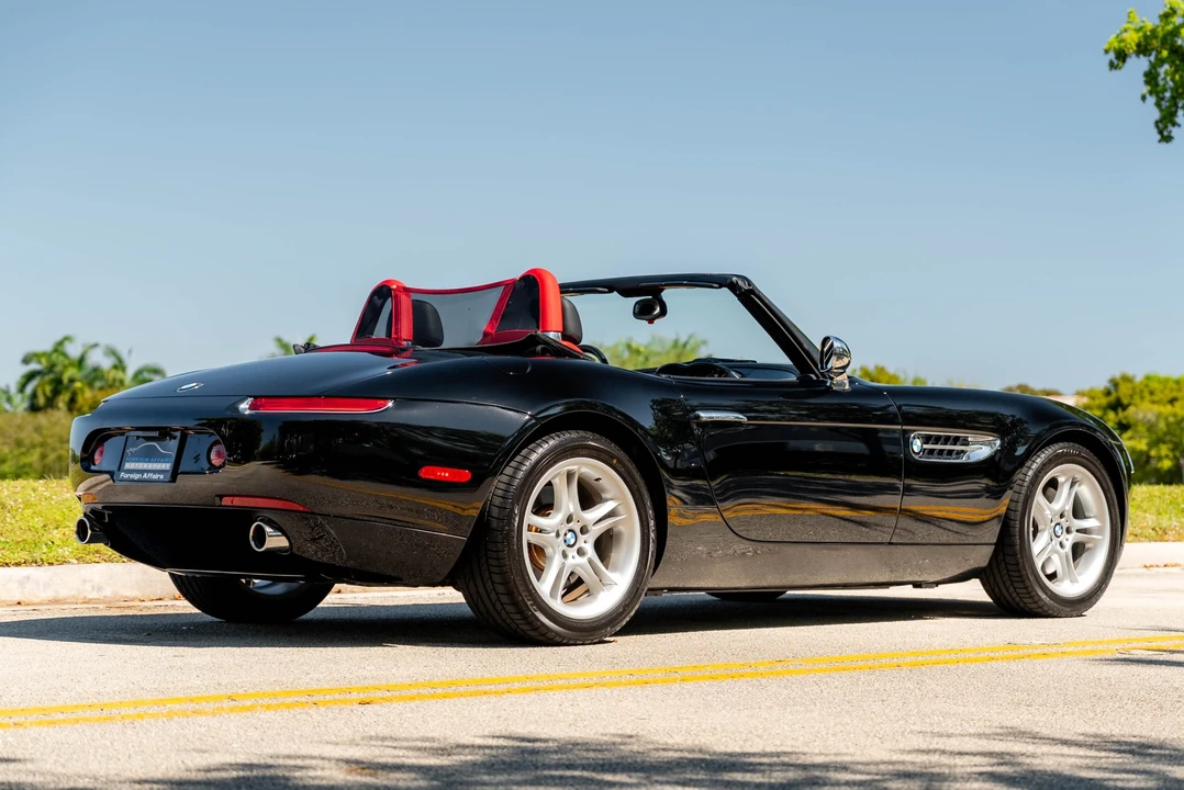 2002 BMW Z8 - Image 12 of 21