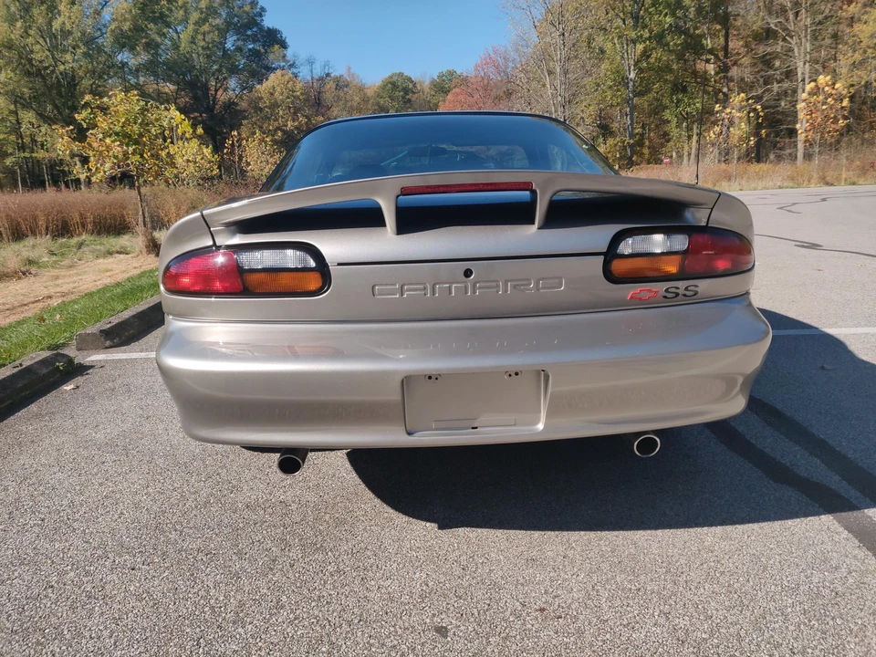 2002 Chevrolet Camaro SS 4th Gen - Image 6 of 31