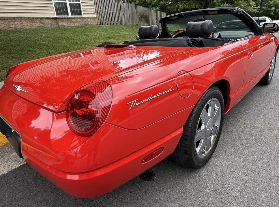 2002 Ford Thunderbird 11th Gen - Image 20 of 31