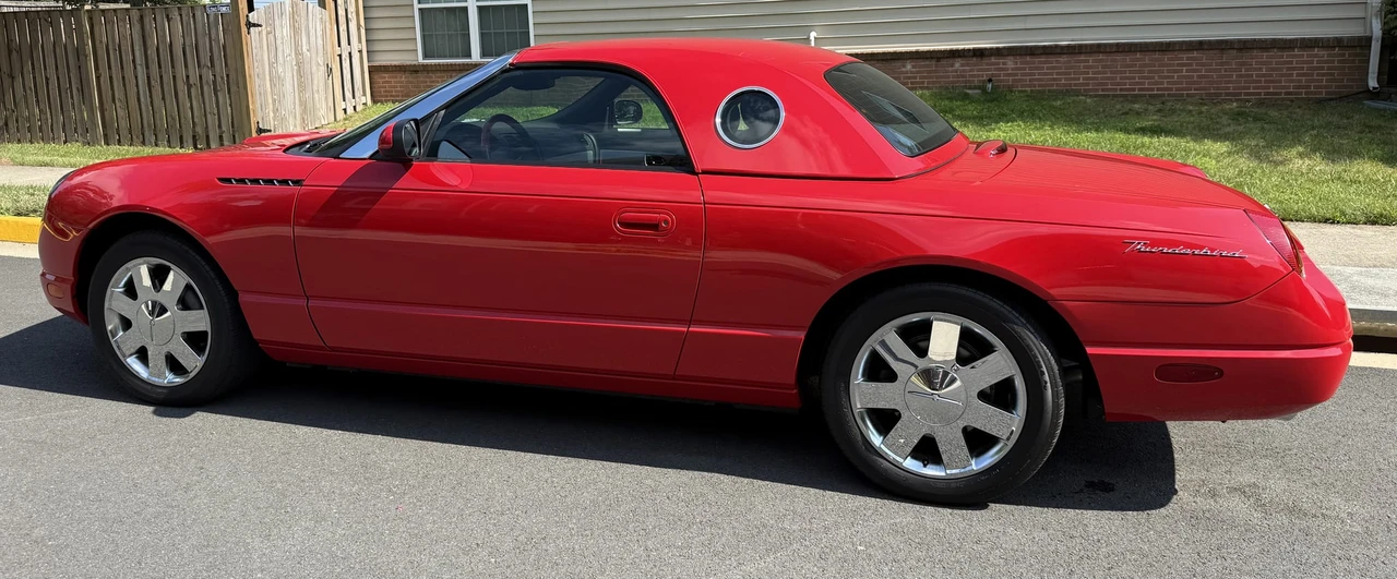 2002 Ford Thunderbird 11th Gen - Image 3 of 31