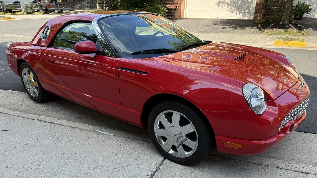 2002 Ford Thunderbird 11th Gen - Image 7 of 31