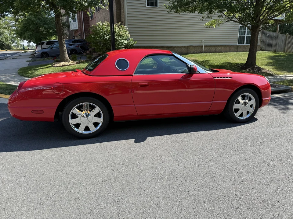 2002 Ford Thunderbird 11th Gen - Image 6 of 31