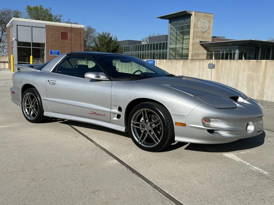 2002 Pontiac Firebird Trans Am 4th Gen - Image 18 of 31