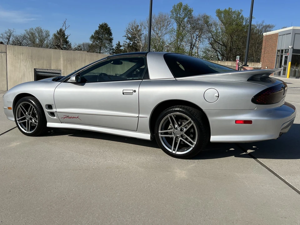 2002 Pontiac Firebird Trans Am 4th Gen - Image 6 of 31