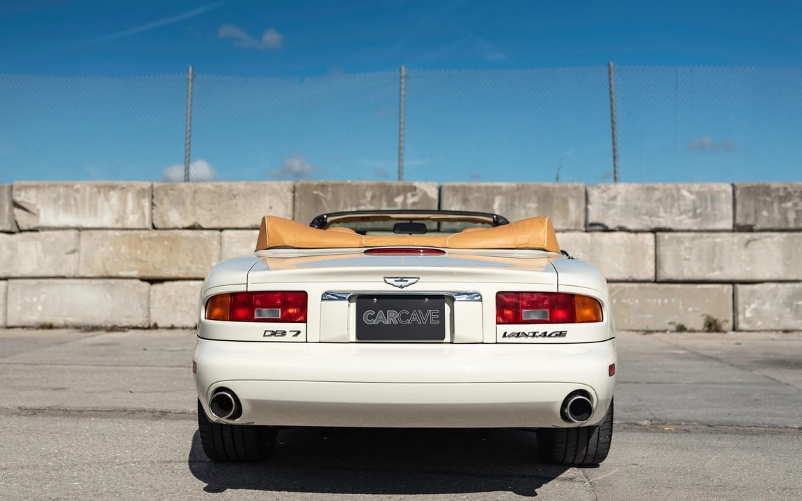 2003 Aston Martin DB7 Vantage - Image 13 of 31