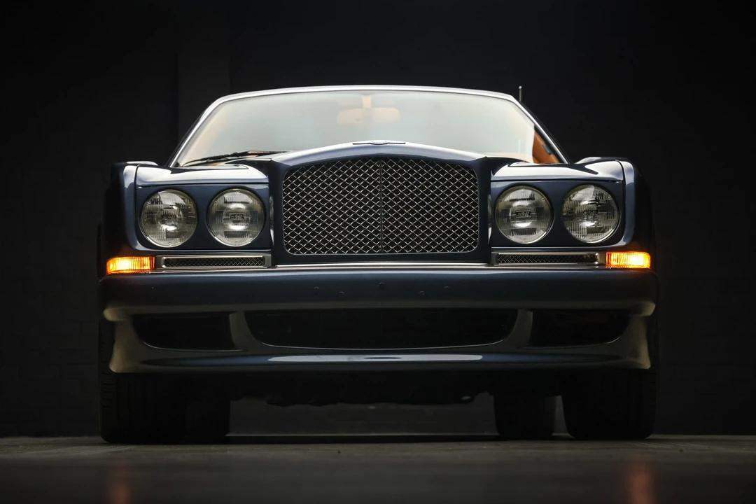 2003 Bentley Azure 1st Gen - Image 9 of 31