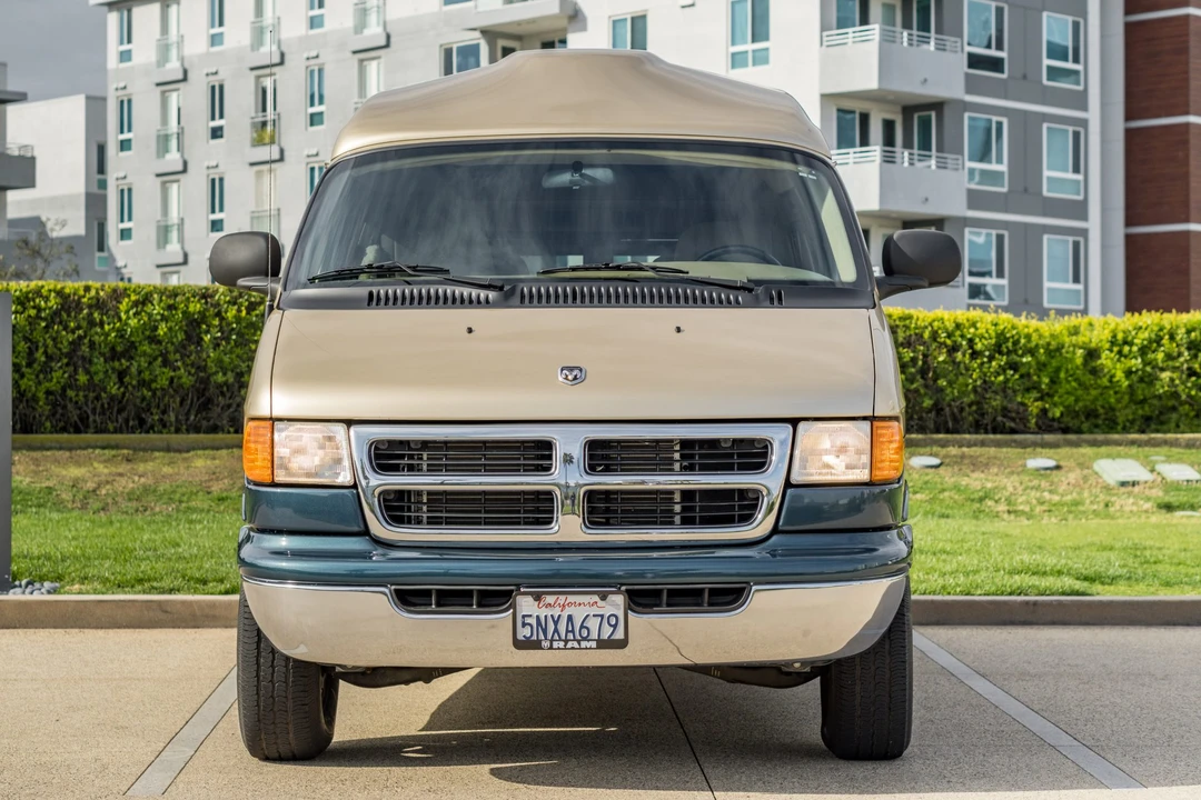 2003 Dodge Ram Van - Image 29 of 31