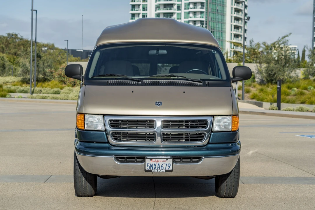 2003 Dodge Ram Van - Image 2 of 31