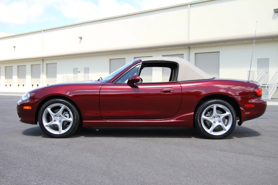 2003 Mazda NB MX-5 Miata - Image 2 of 31