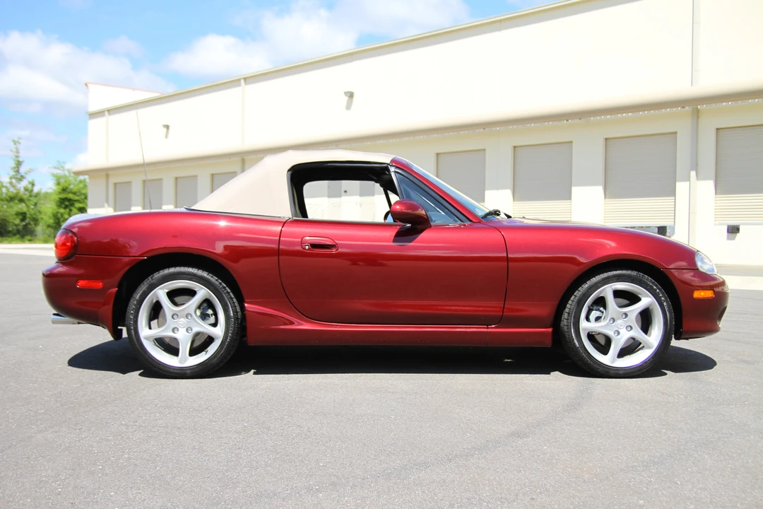 2003 Mazda NB MX-5 Miata - Image 6 of 31