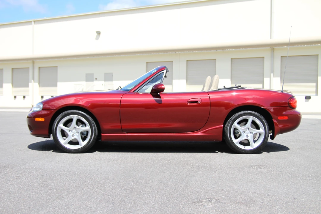 2003 Mazda NB MX-5 Miata - Image 3 of 31