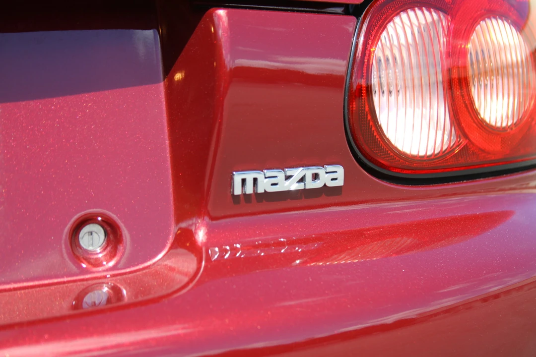 2003 Mazda NB MX-5 Miata - Image 27 of 31