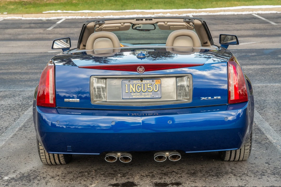 2004 Cadillac XLR - Image 6 of 31