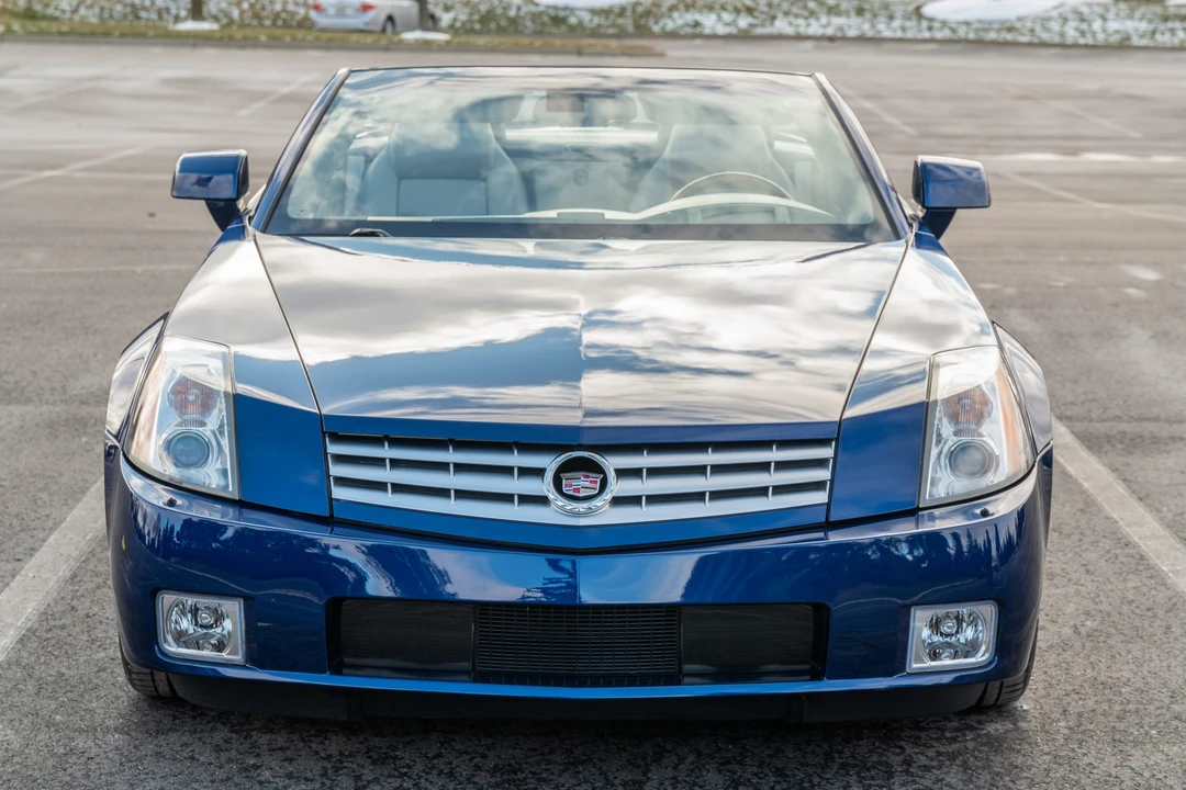 2004 Cadillac XLR - Image 3 of 31