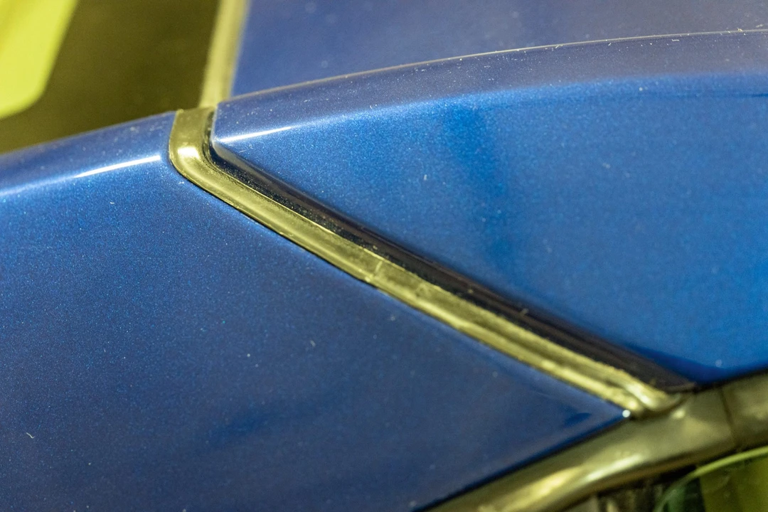 2004 Cadillac XLR - Image 25 of 31