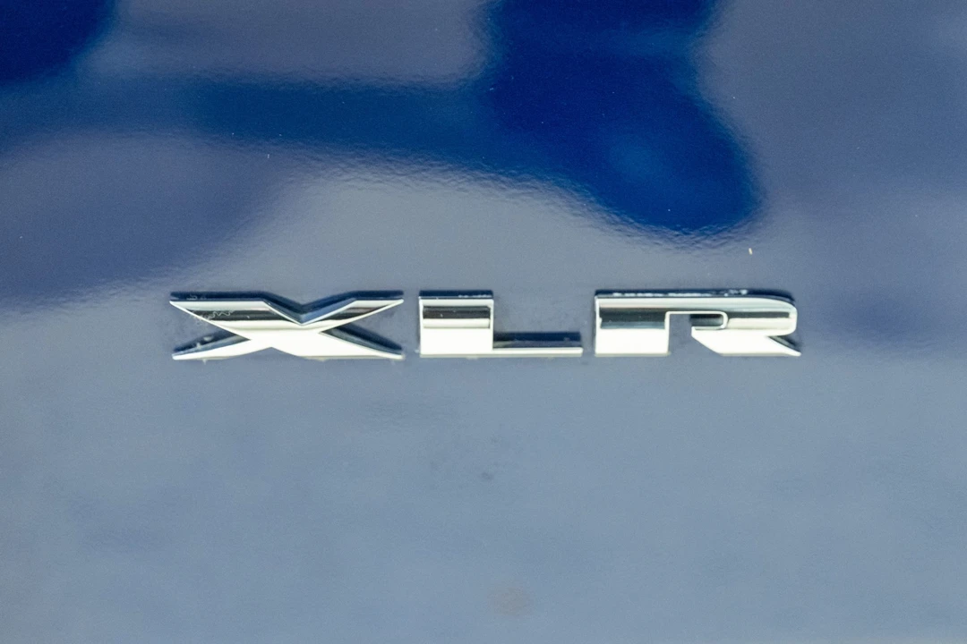 2004 Cadillac XLR - Image 30 of 31
