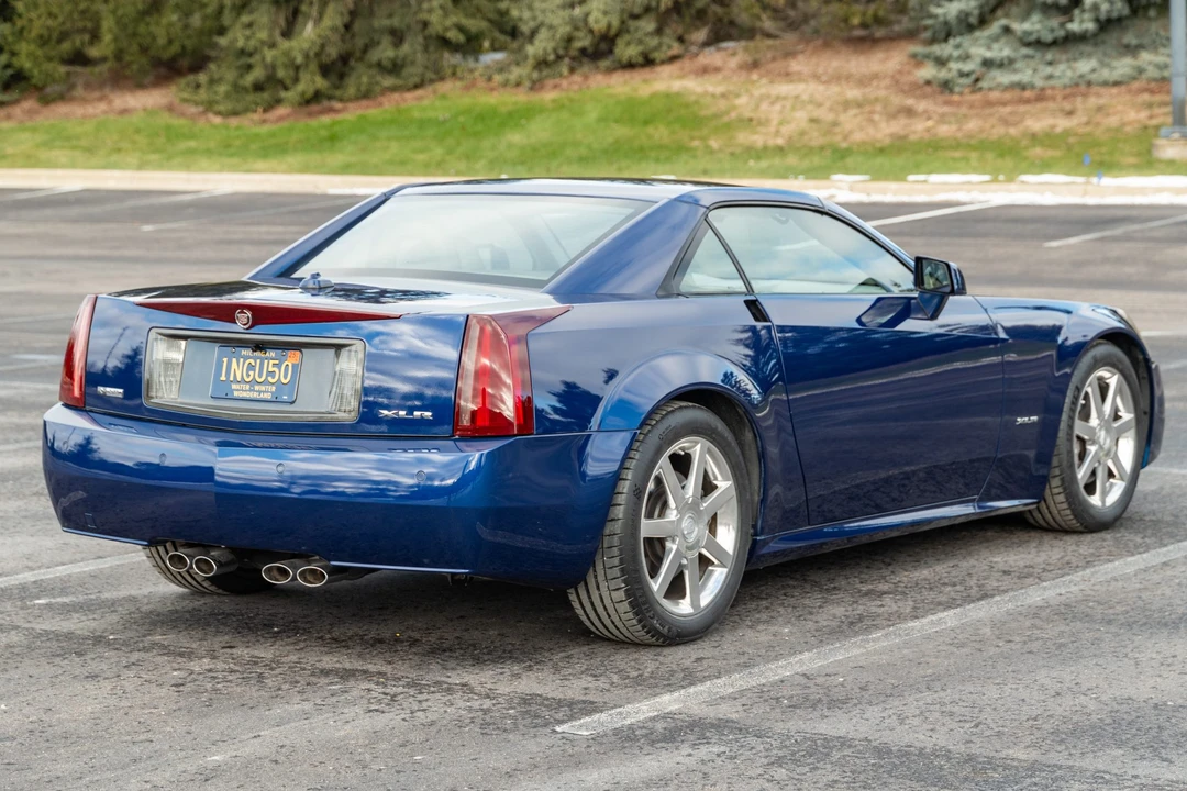 2004 Cadillac XLR - Image 13 of 31