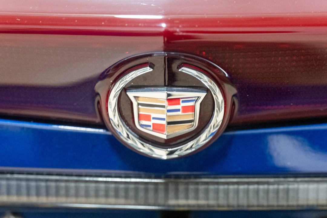 2004 Cadillac XLR - Image 29 of 31