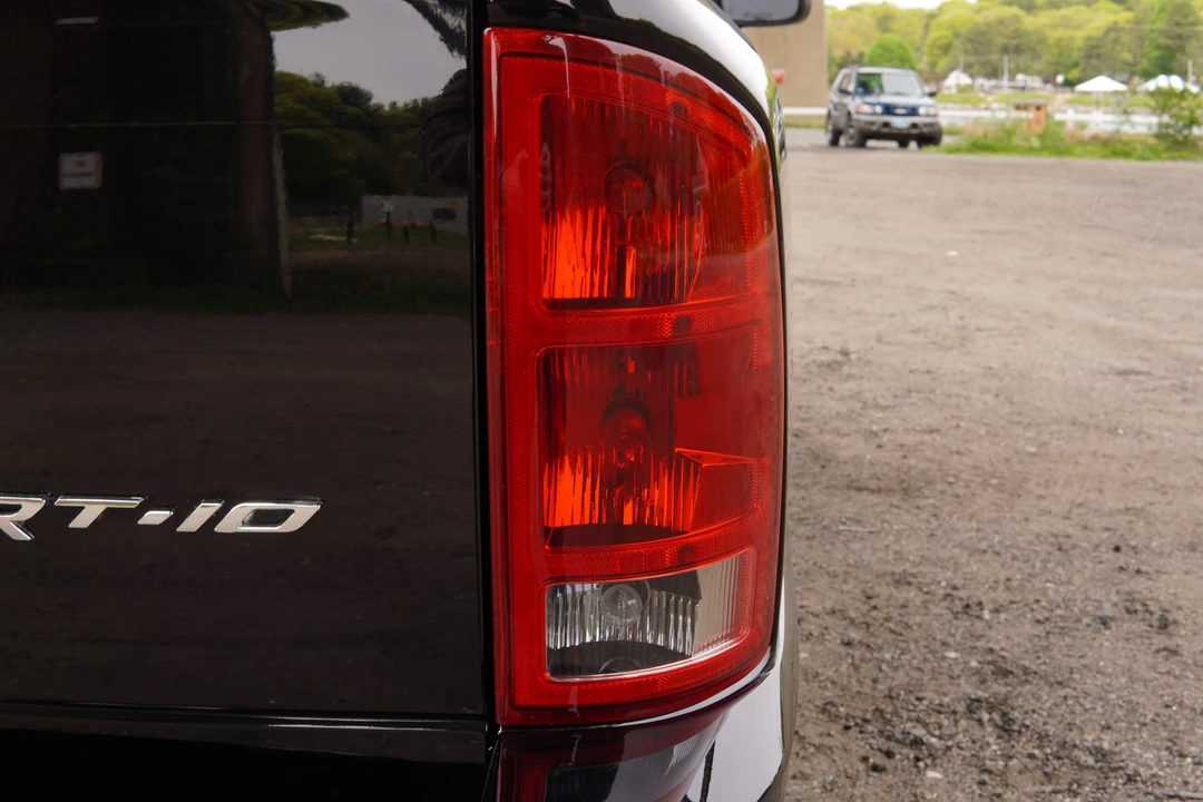 2004 Dodge Ram SRT-10 3rd Gen - Image 26 of 31