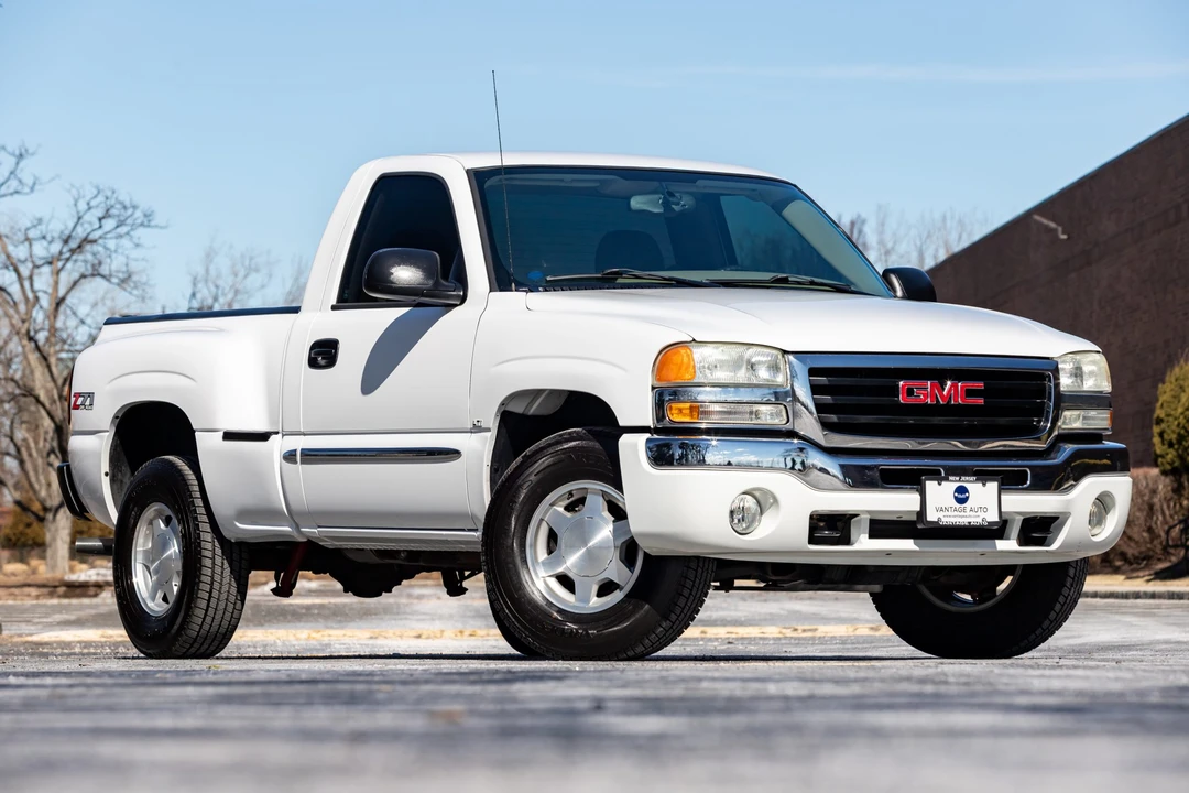 2004 GMC Sierra 2nd Gen - Image 25 of 31